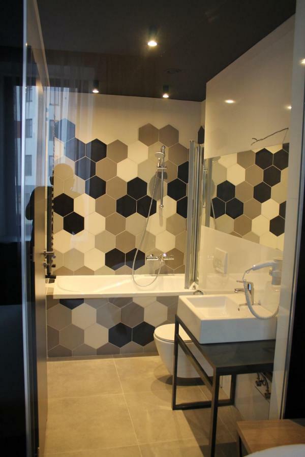 H33 Apartamenty Bytom Exteriör bild