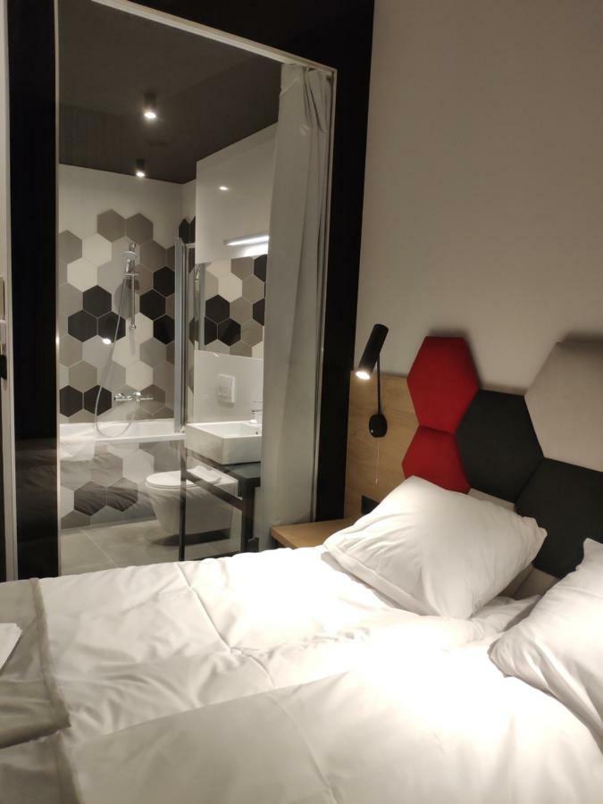 H33 Apartamenty Bytom Exteriör bild