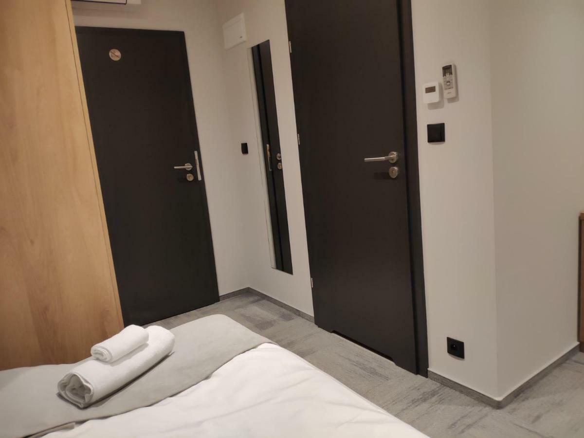 H33 Apartamenty Bytom Exteriör bild
