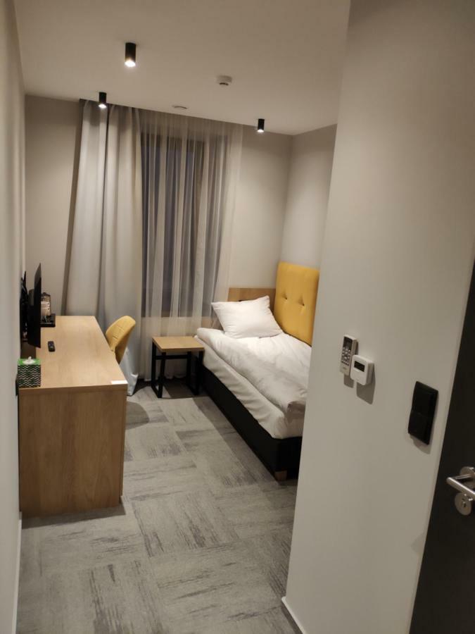 H33 Apartamenty Bytom Exteriör bild