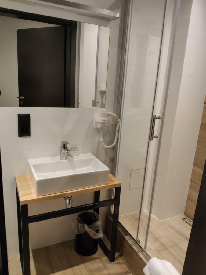 H33 Apartamenty Bytom Exteriör bild