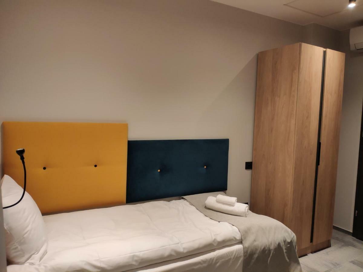 H33 Apartamenty Bytom Exteriör bild